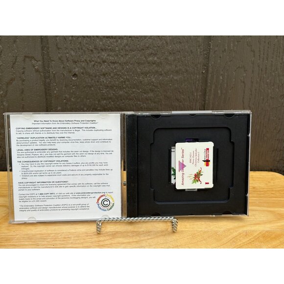 Nancy Zieman Christmas Splendor Collection 1 Embroidery Designs CD For Baby Lock - Picture 4 of 4